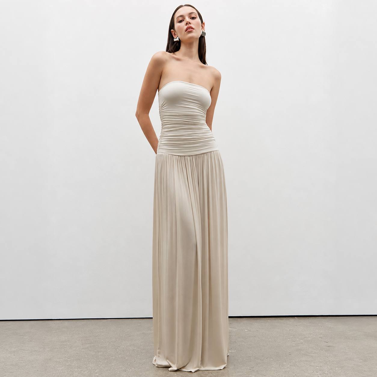 Elara | Sculpted Strapless Maxi Dress